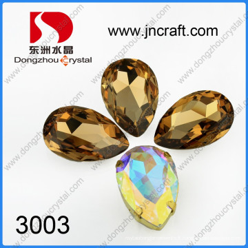 Chine Le prix d&#39;usine a pointé le dos a dépouillé la pierre fantaisie de baisse de poire d&#39;ombre d&#39;or pour la décoration de bijoux